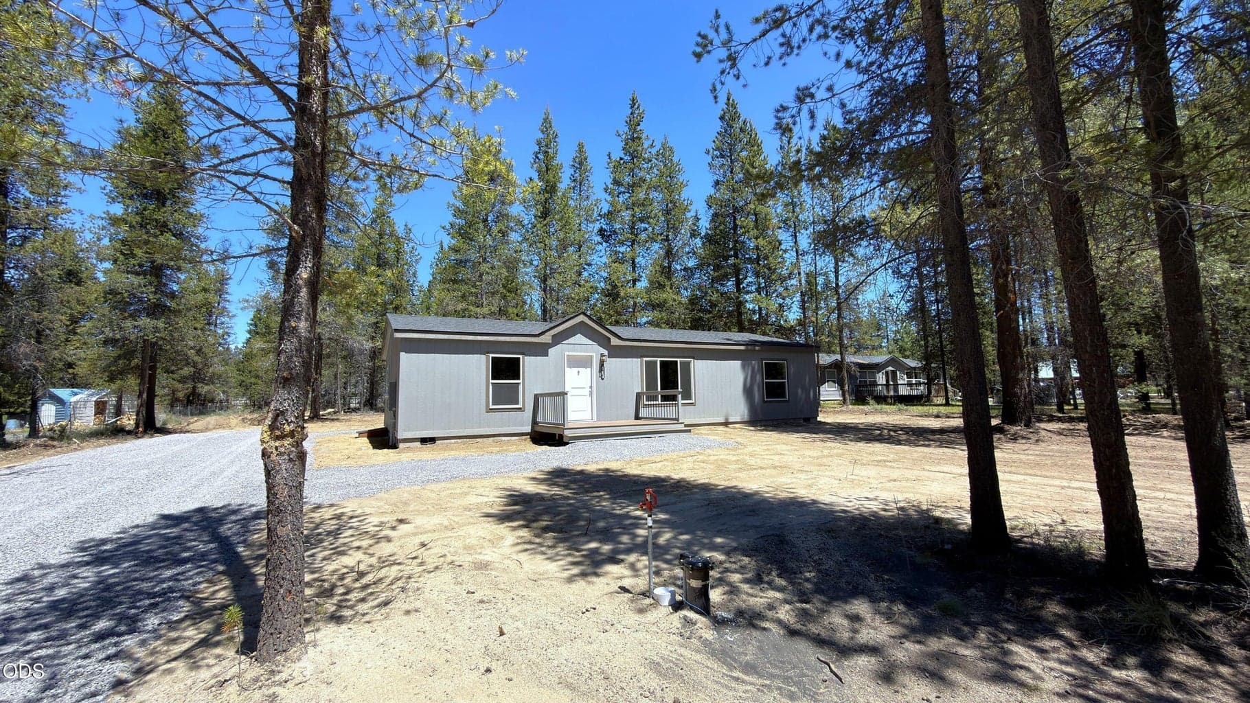 Photo of 16164 Leona 5 of 35