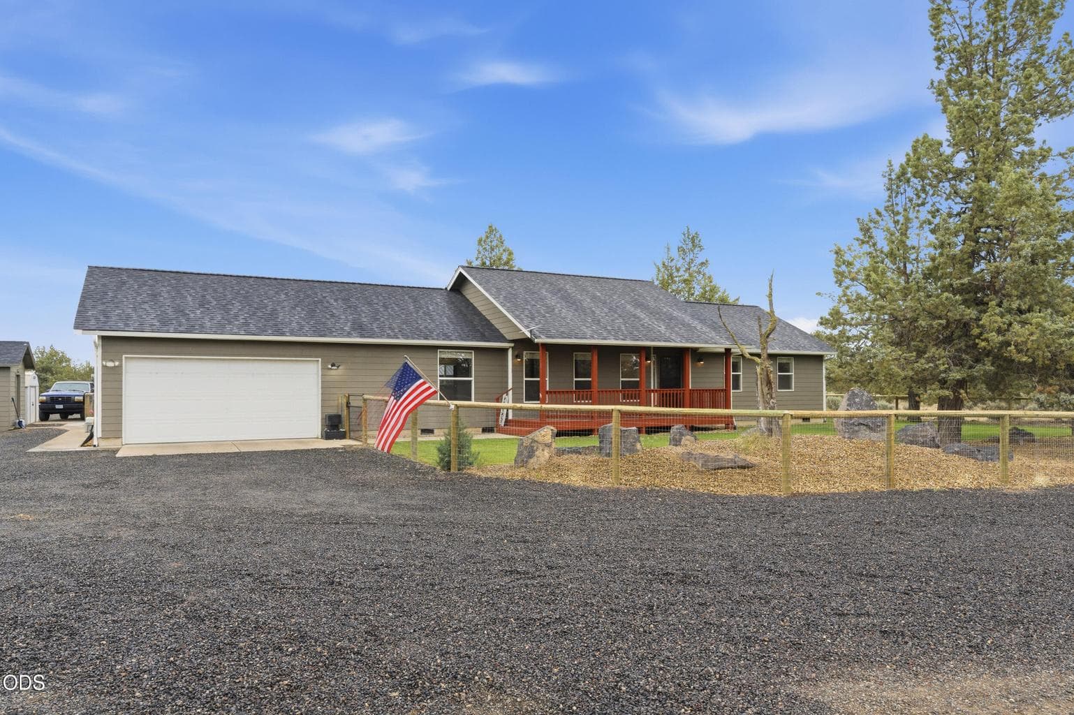Photo of 4444 40th 3 of 33