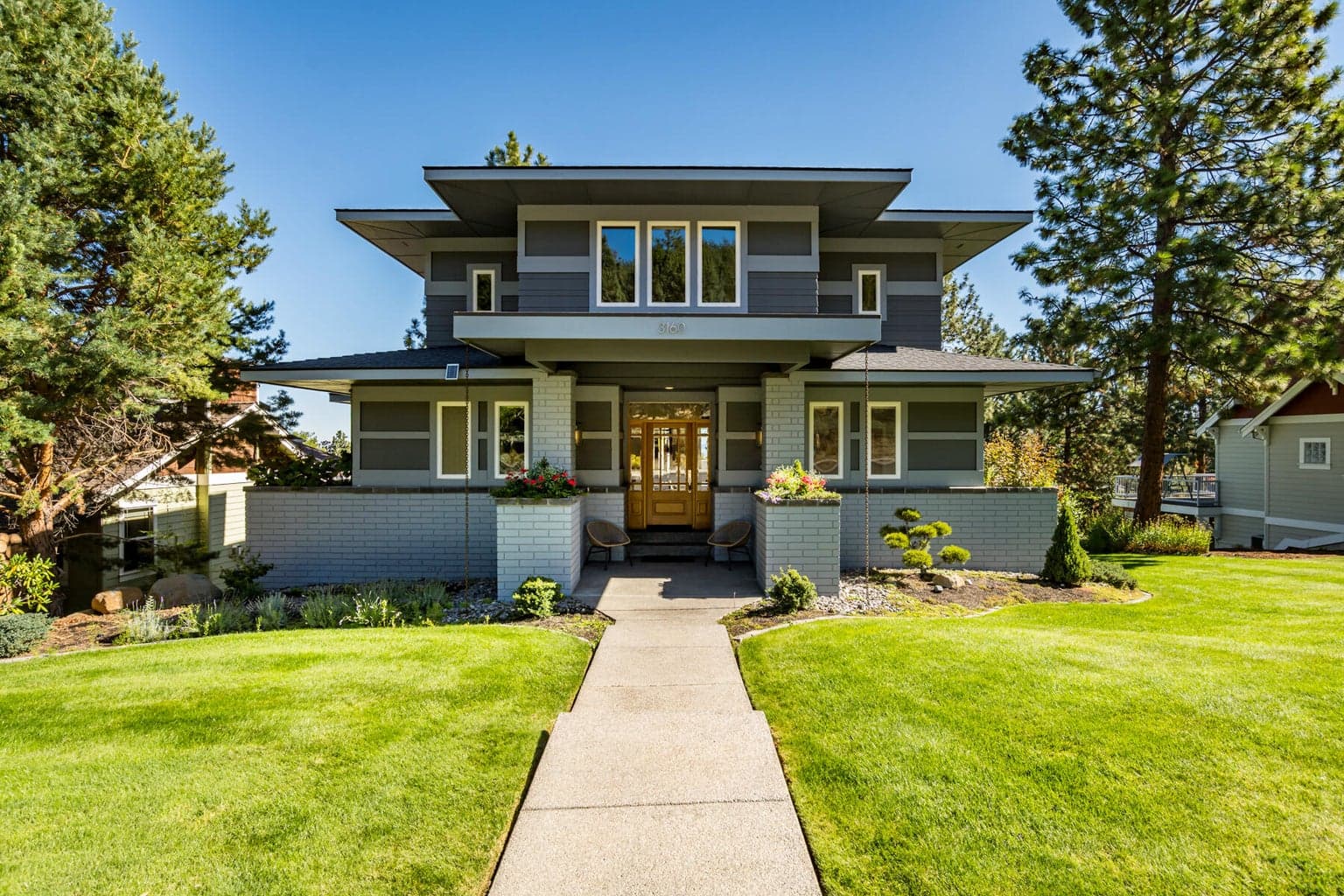 Photo of 3160 Colonial 2 of 58