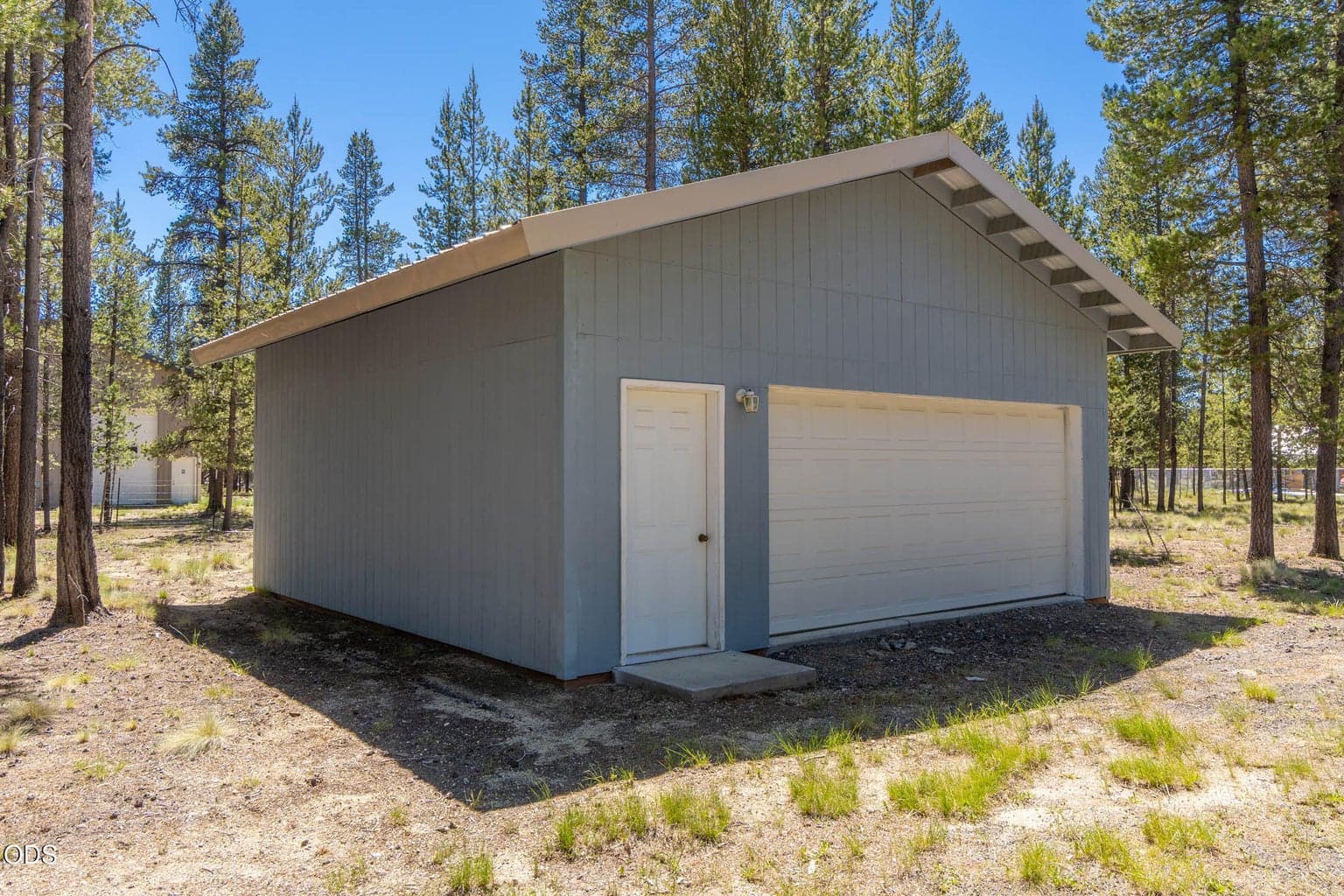 Photo of 11614 Alderwood 3 of 35