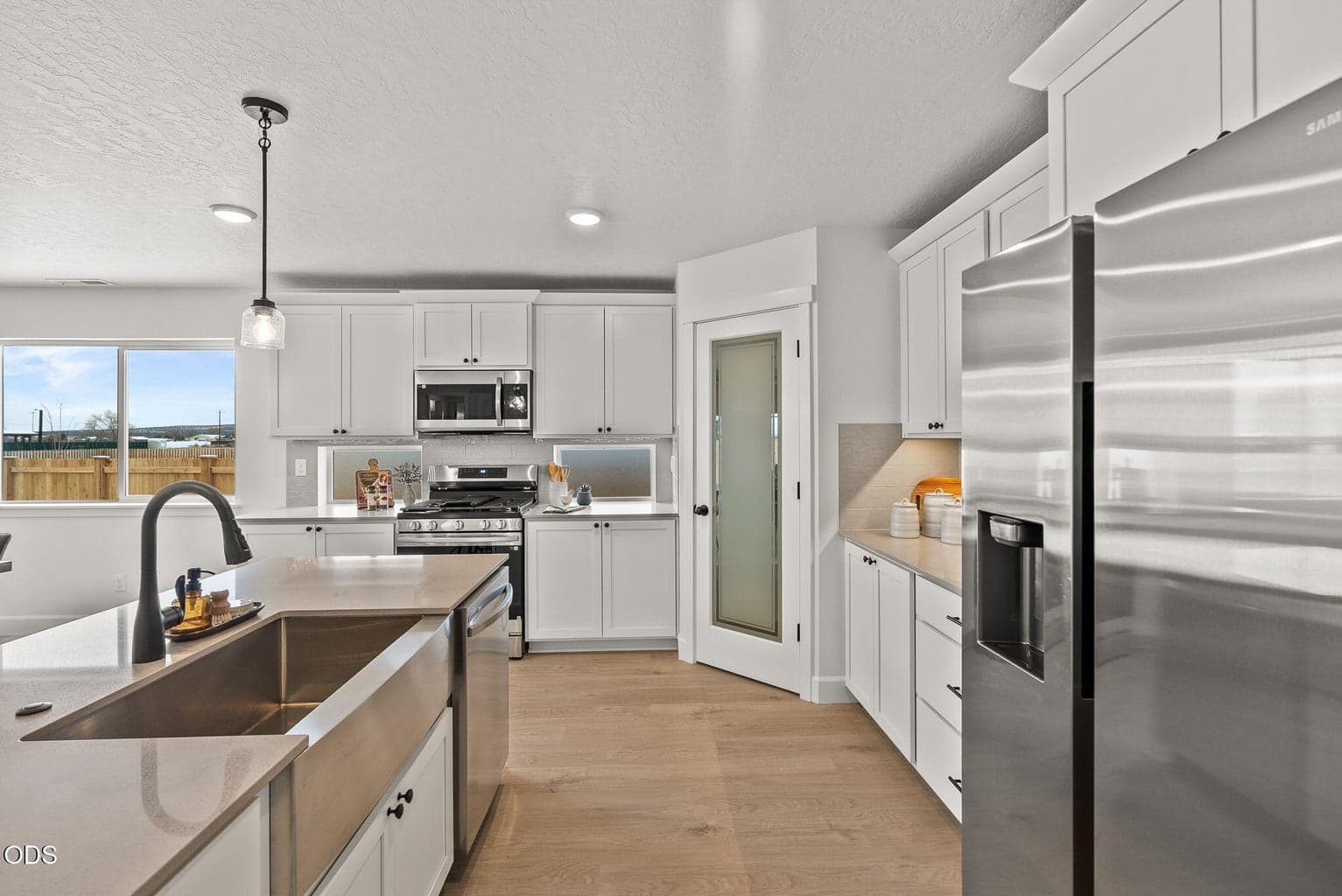 Photo of 1732 Hudspeth 5 of 29