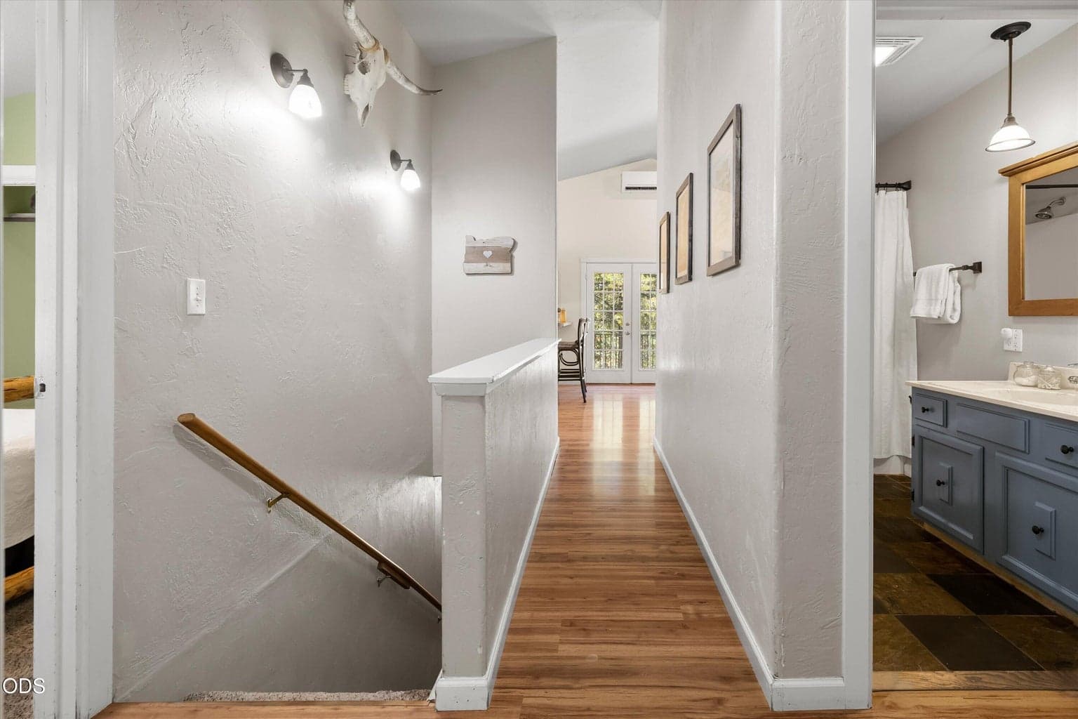 Photo of 53345 Riverview 5 of 66