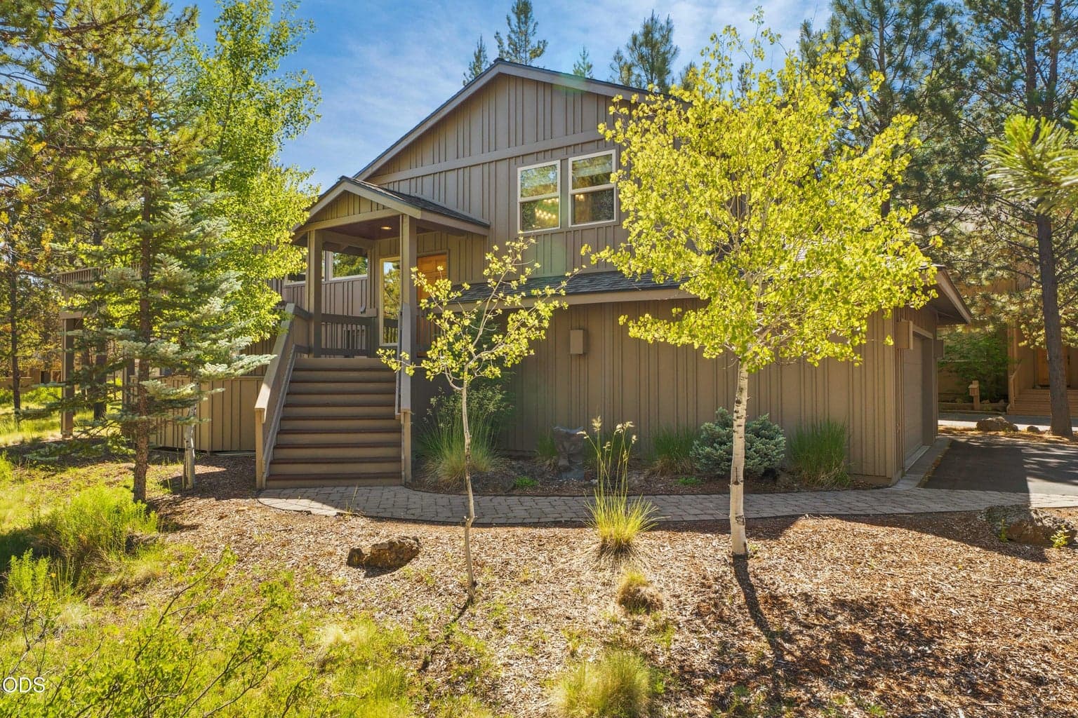 Photo of 57750 Cherrywood 2 of 34