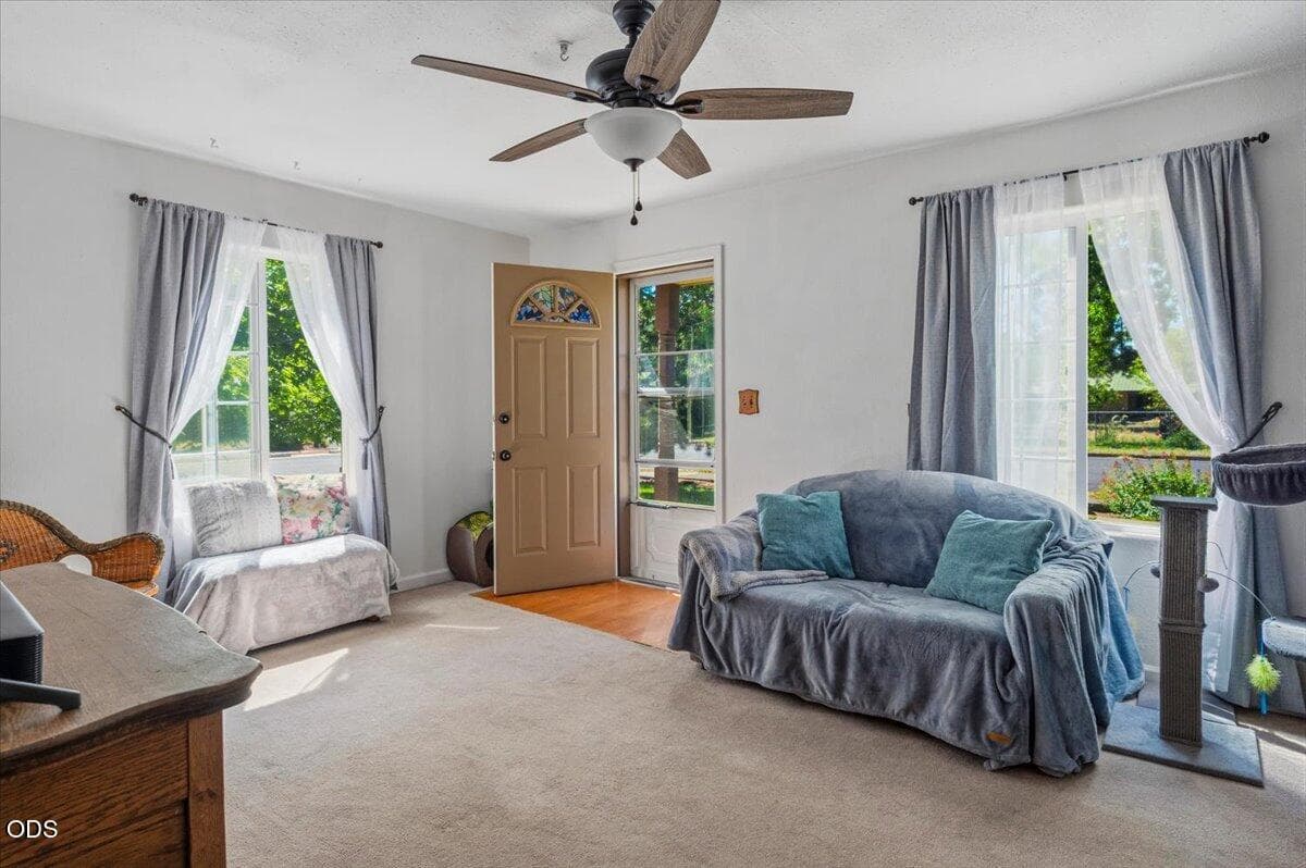 Photo of 303 Birch 4 of 28
