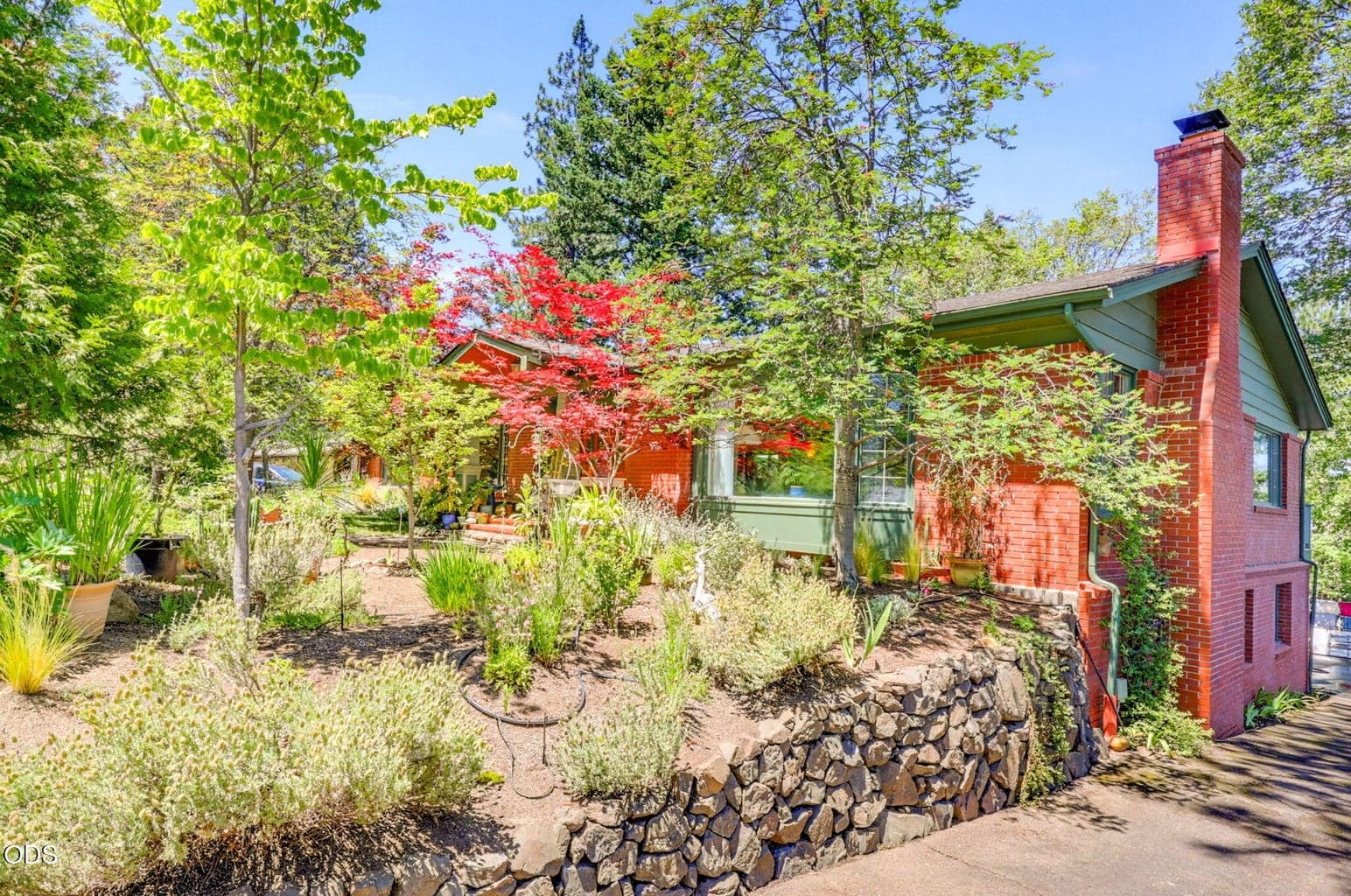 Photo of 1365 Ponderosa 4 of 50