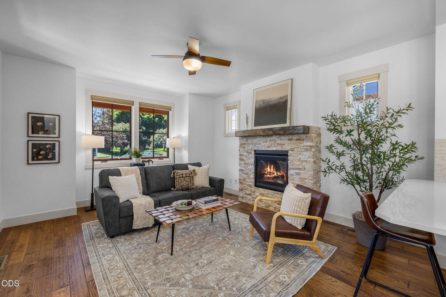 Photo of 446 Cottonwood 5 of 58