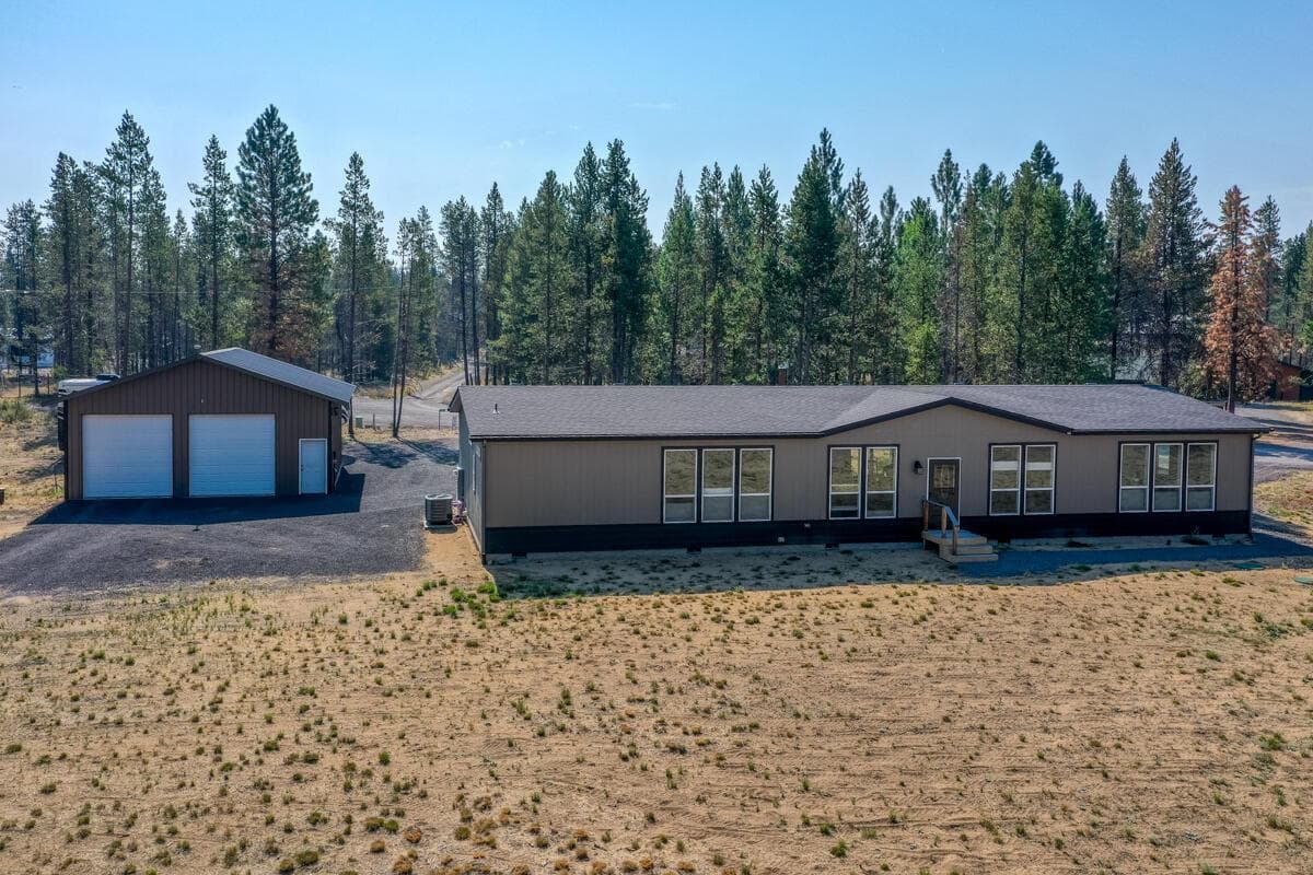 16760 Pine, La Pine, OR, 97739 property photo
