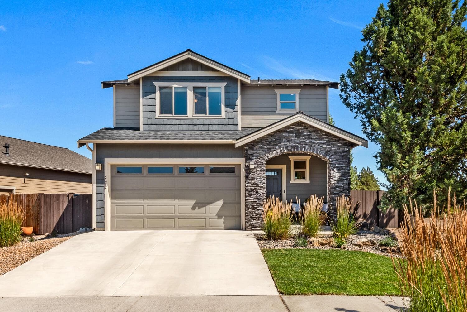2382 Jackson