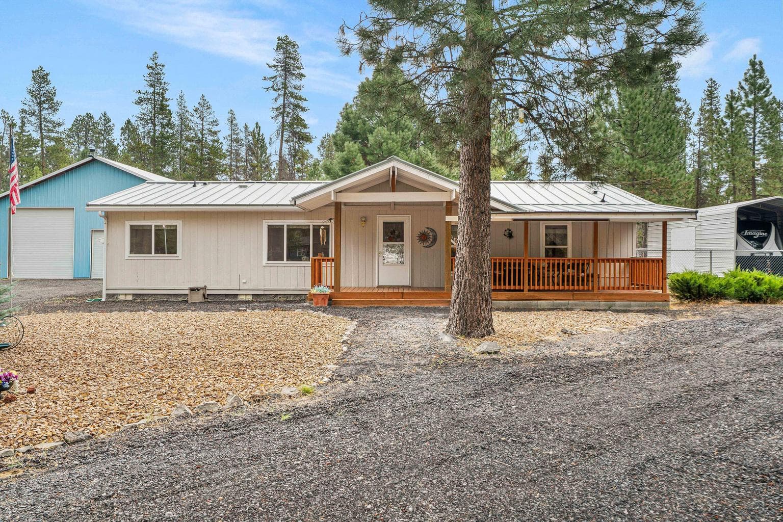 152381 Wagon Trail