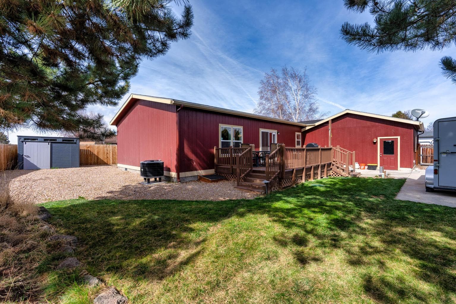 658 Shoshone, Redmond, OR, 97756 property photo
