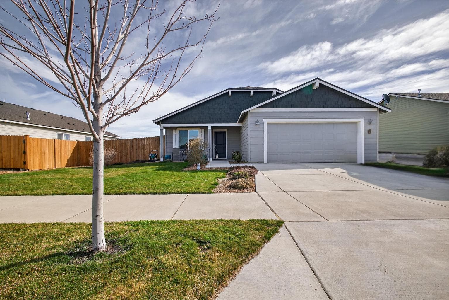 1225 Willow Parkway
