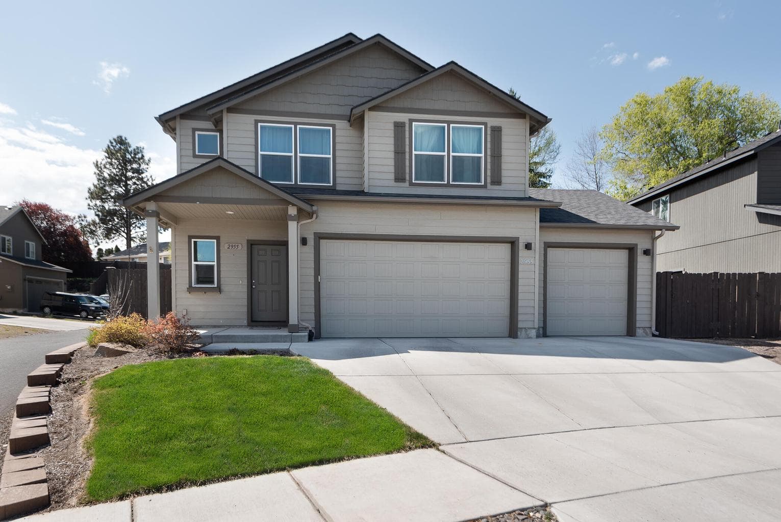 2955 Quiet Canyon