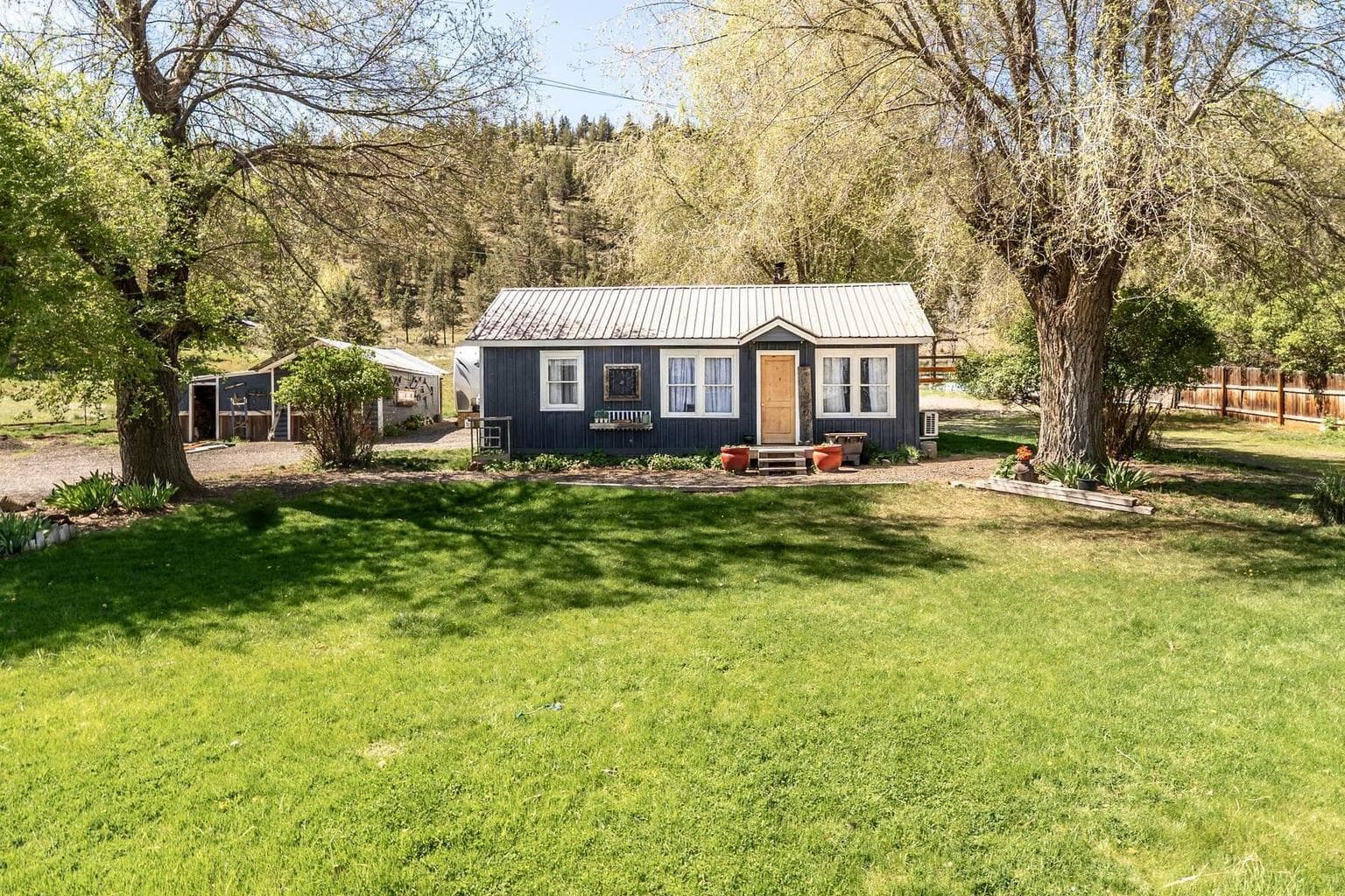 2066 Oneil, Prineville, OR, 97754 property photo