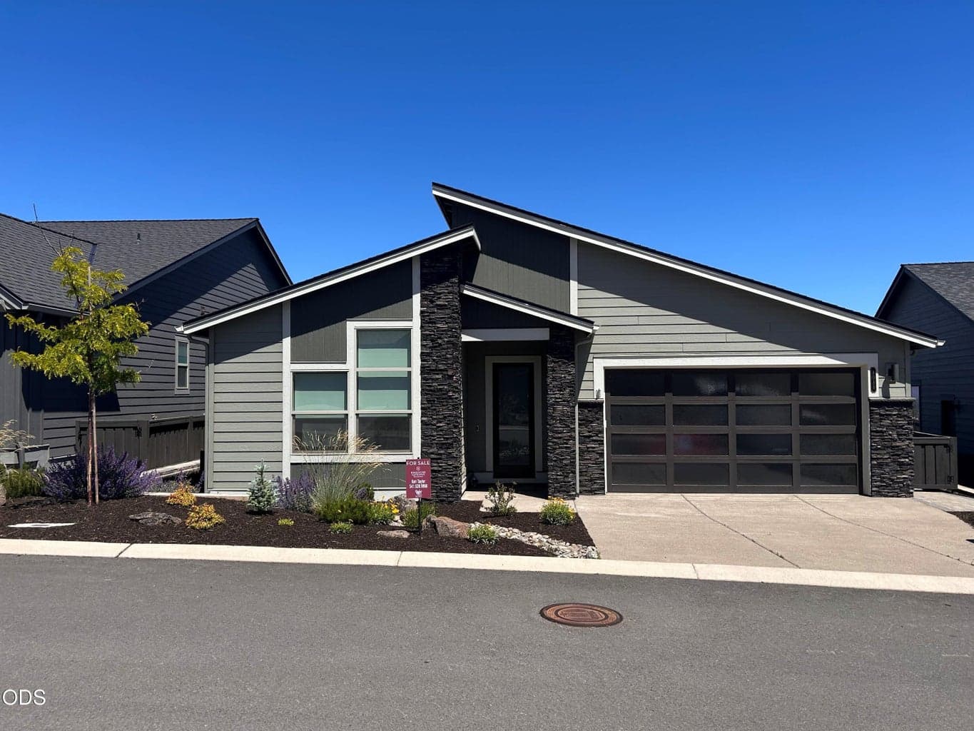 3038 Butte View, Bend, OR, 97703 property photo