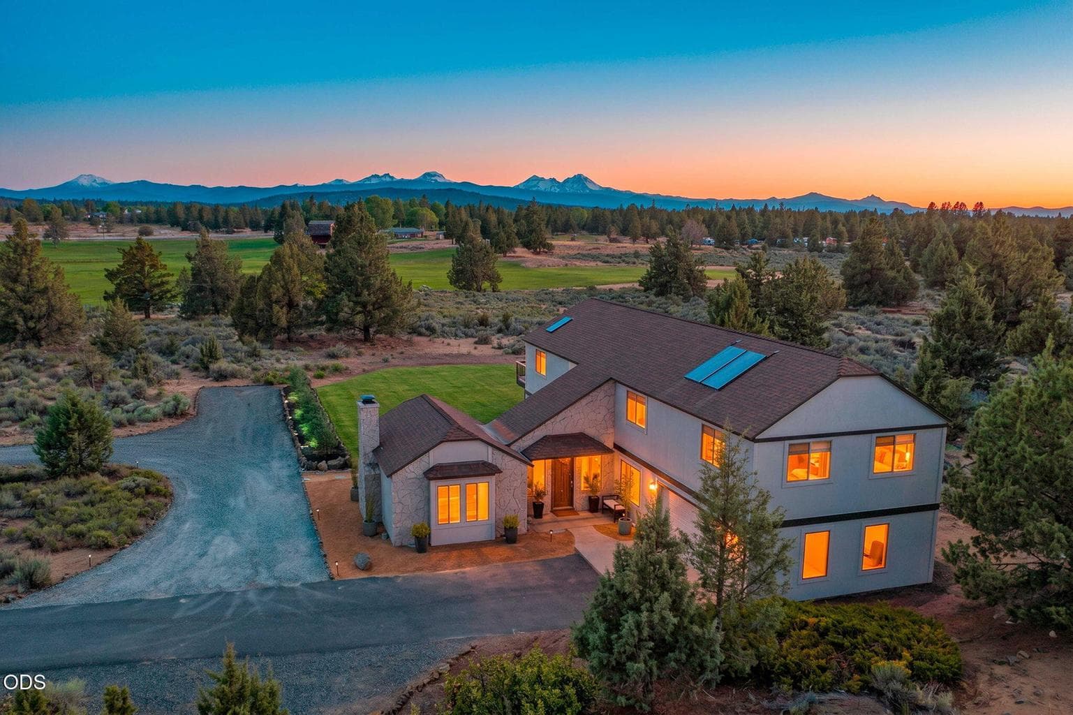 21770 Eastmont